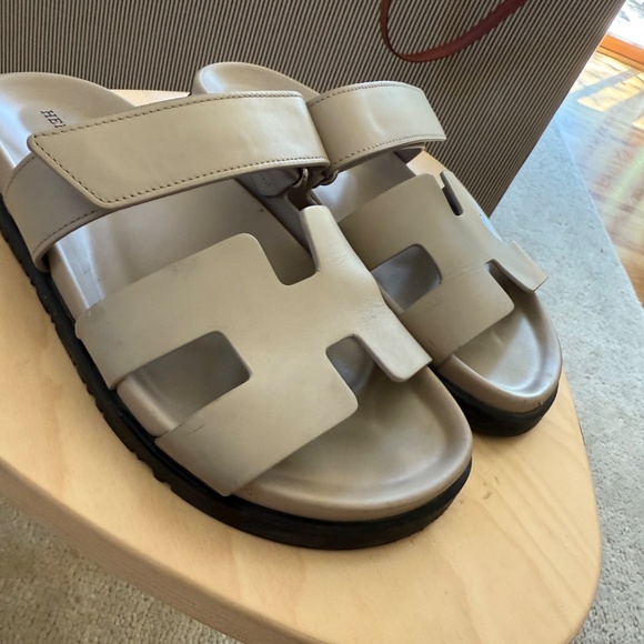 Hermes Chypre Sandal (Mastic color) - Picture 8 of 11